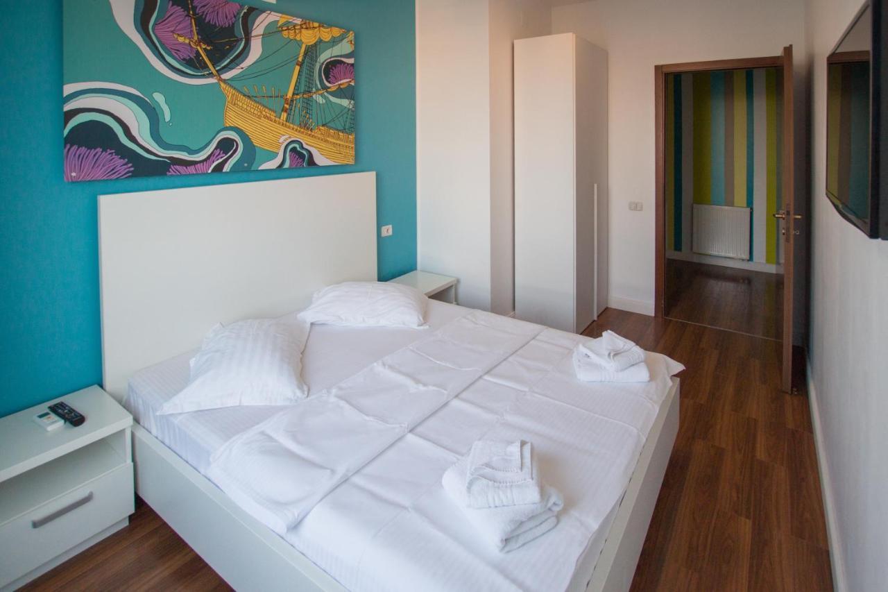 Lake Boutique Apartments & Rooms 마마이아 외부 사진