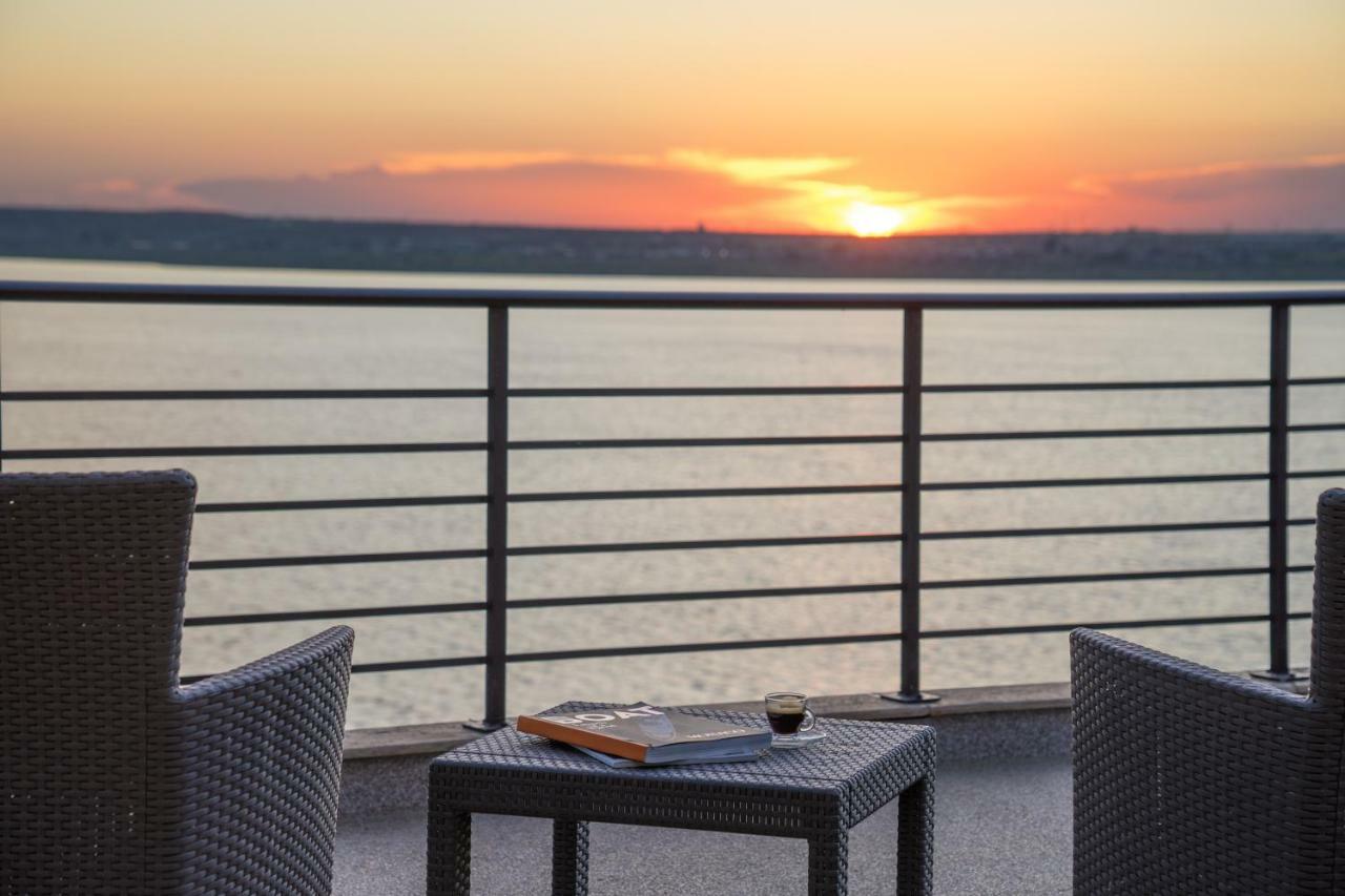 Lake Boutique Apartments & Rooms 마마이아 외부 사진